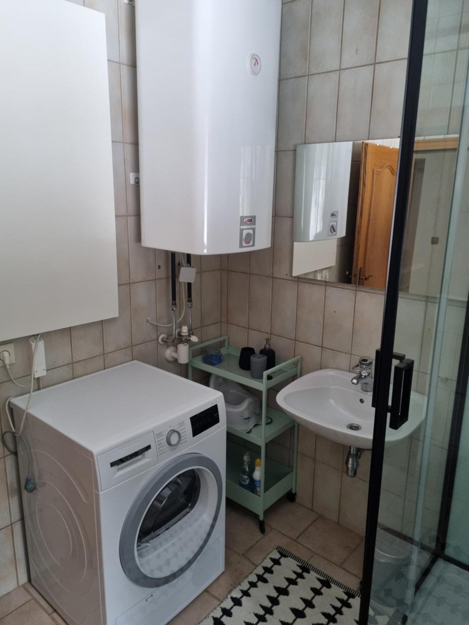 Fridas Place - Der Blick Ueber Ganz Villach - 160 M2 Ferienoase - Ganzes Haus Bis Zu 8 Personen Exterior foto